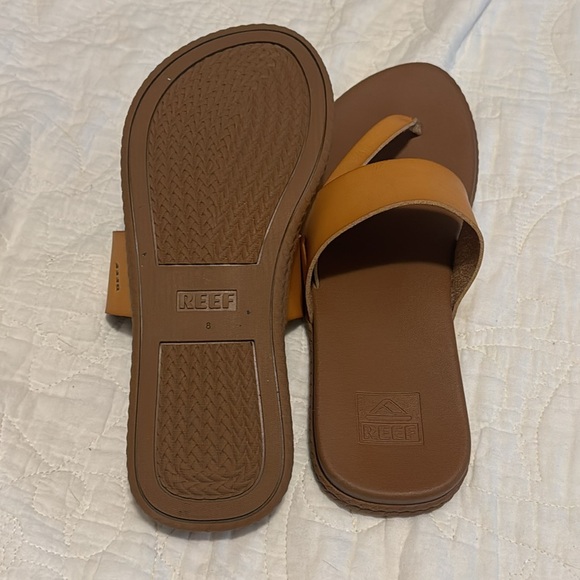 Sandals worn once - Picture 2 of 2